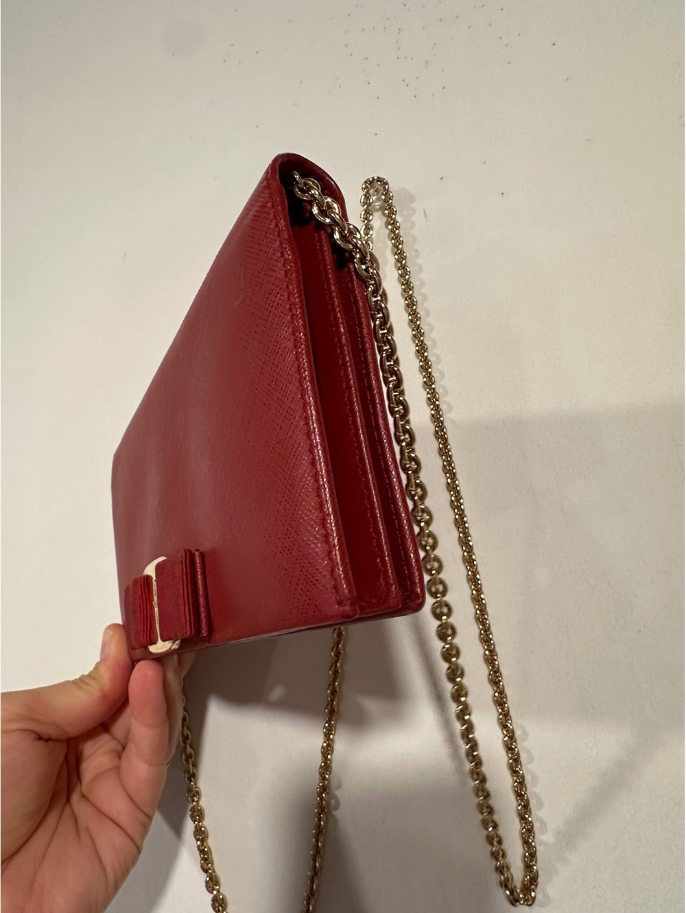Salvatore Ferragamo Vara Bow Wallet Crossbody Removable Chain Red Saffiano Italy - Picture 4 of 10